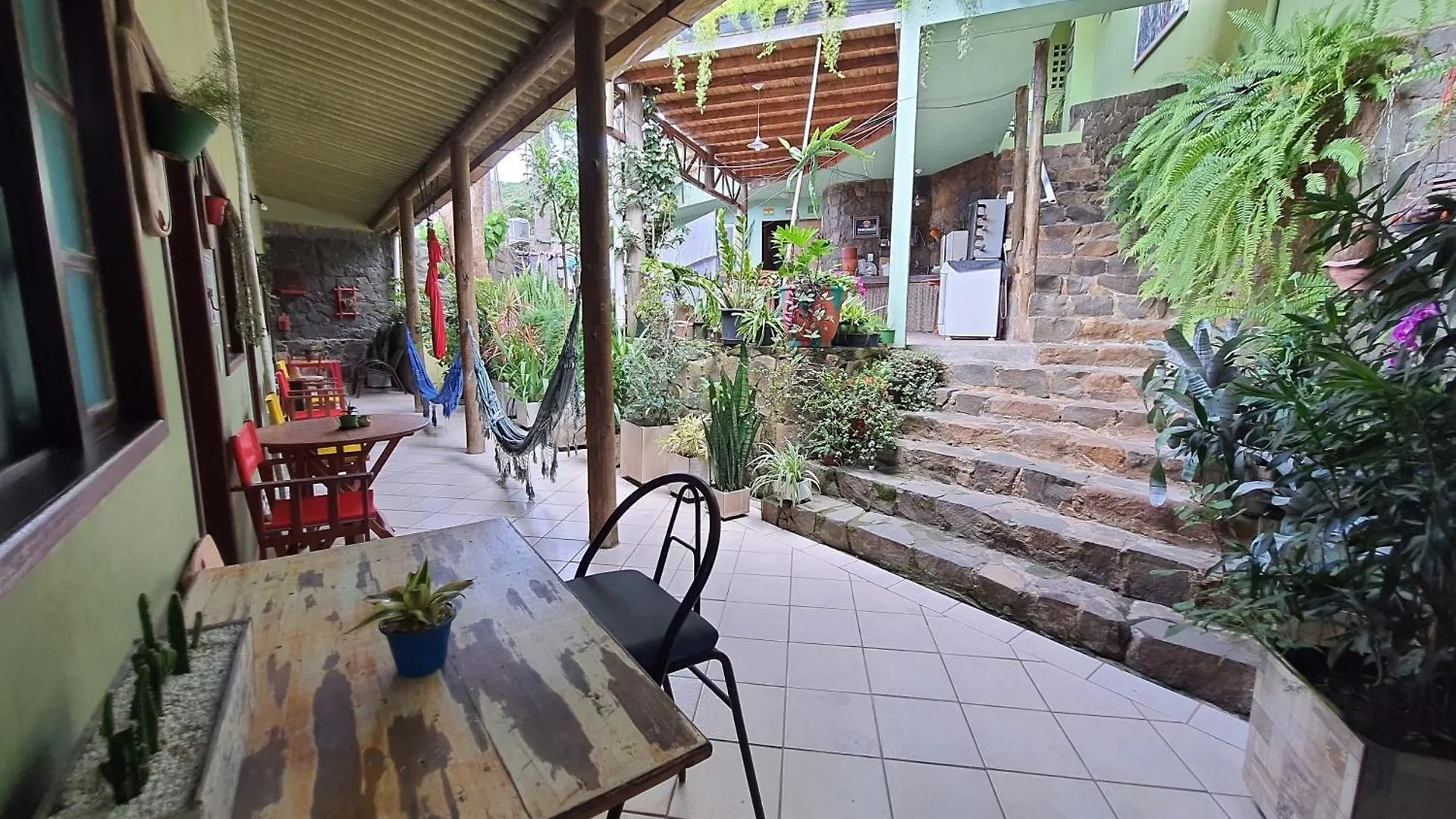 Joaquina 433 - Pousada Floripa Florianópolis Inn